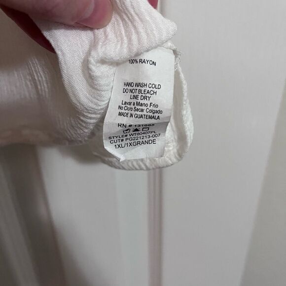 White collated tie front top - Picture 4 of 5